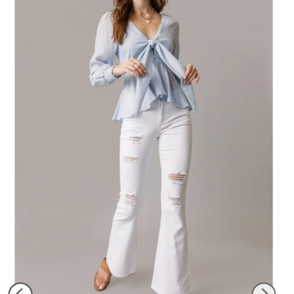 Francesca's Trixxi Light Blue Tie Front Blouse S - Picture 2 of 14